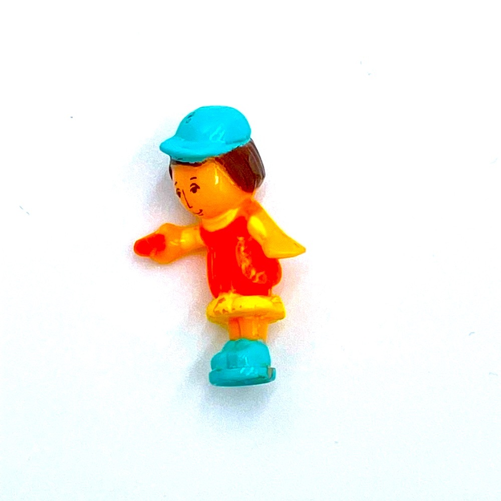 Polly at the Burger Stand — Polly Pocket figure only